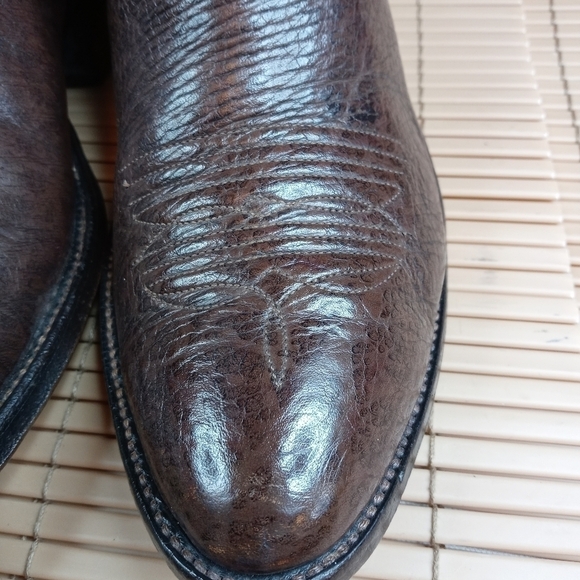 COWTOWN Cowboy Boots 9 D Mens Brown BULLHIDE Leath main image 4